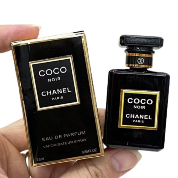 A la decouverte de Coco Chanel Black 7.5 ml