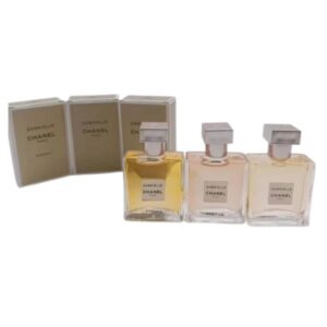 Découvrez Gabriel Chanel 10 ml, l’eau de parfum femme florale et solaire. Format voyage pratique, élégant et longue tenue au quotidien