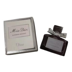 A la decouverte de Miss Dior Blooming Bouquet 5 ml