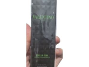 Valentino Uomo Born In Roma Green Stravaganza 15 ml : eau de toilette homme fraîche et élégante. Format voyage pratique pour profiter de votre parfum